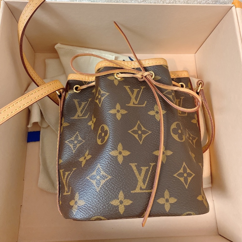 Louis Vuitton Nano Noe Handbag - Picture 5 of 13